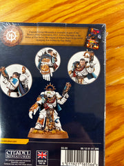 Warhammer 40k - Space Marines Captain Messinus | I Want That Stuff Brandon